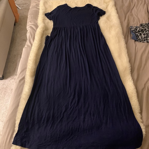 Navy Blue Maxi T-shirt Dress - Picture 7 of 7